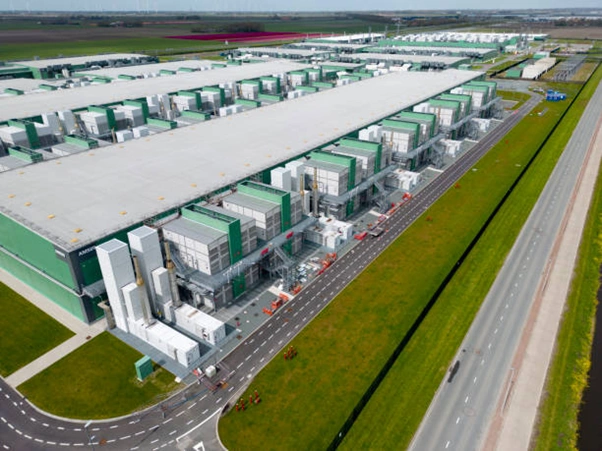 a nextdc data centre facility supporting australias digital infrastructure expansion