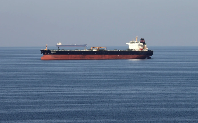 oil tanker strait of hormuz geopolitical tensions