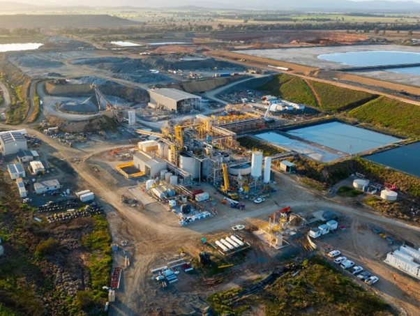 strong governance frameworks support alkane mining growth strategy